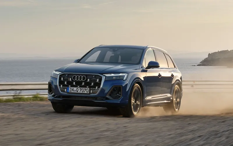 Audi Q7 exterior