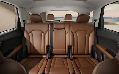 Audi Q7 second and third row seats
