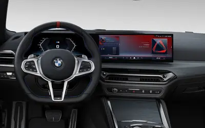 BMW M440i xDrive Convertible dashboard and curved display