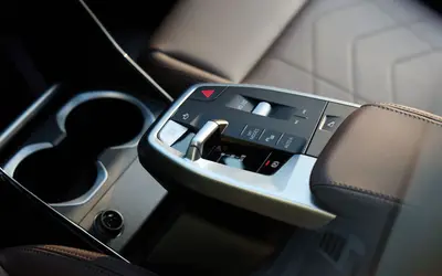 BMW X1 centre console and cupholders