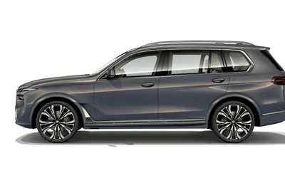 BMW X7 side profile