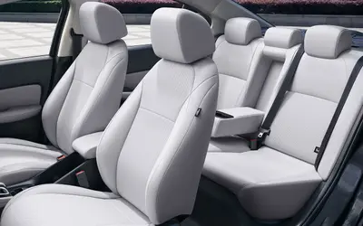 Honda City front and rear seats, side view
