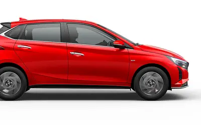 Hyundai i20 side profile in red