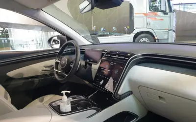 Hyundai Tucson dashboard and front cabin with grey interior