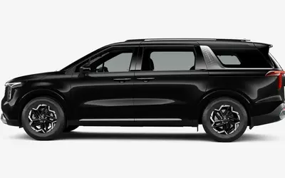 Kia Carnival side profile in Fusion Black