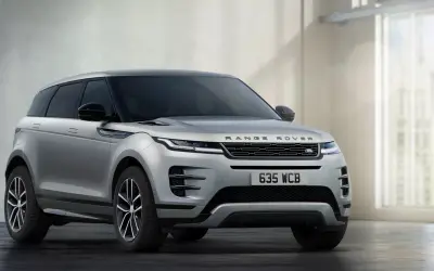 Range Rover Evoque front three-quarter studio view in silver