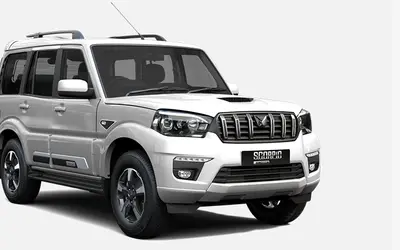 Mahindra Scorpio Classic front three-quarter view in Everest White