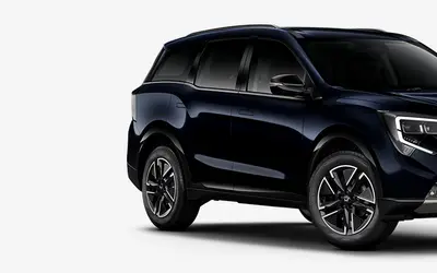 Mahindra XUV 7XO front three-quarter view in Midnight Black