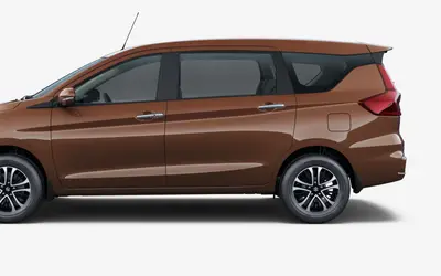 Maruti Ertiga side profile in Pearl Metallic Dignity Brown