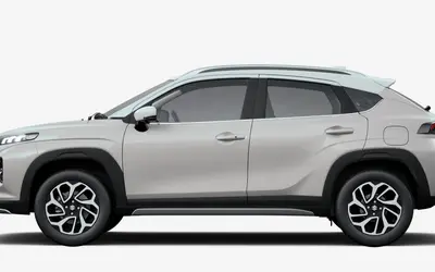 Maruti Fronx side profile in Arctic White