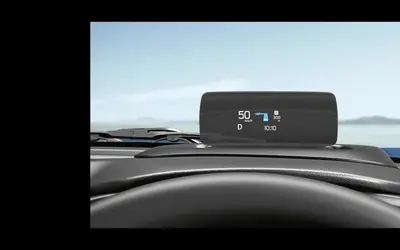 Maruti Fronx head-up display above the dashboard