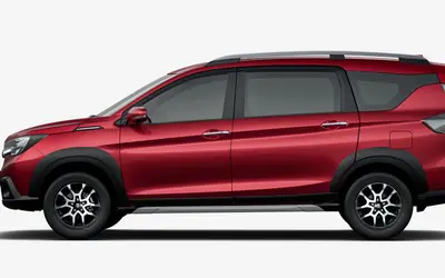 Maruti XL6 side profile in Opulent Red