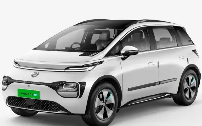 MG Windsor EV front three-quarter studio view in Pearl White
