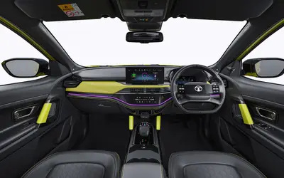 Tata Harrier facelift dashboard with 12.3-inch touchscreen and touch climate panel